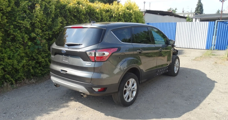 Ford Kuga cena 27900 przebieg: 162775, rok produkcji 2017 z Bydgoszcz małe 92